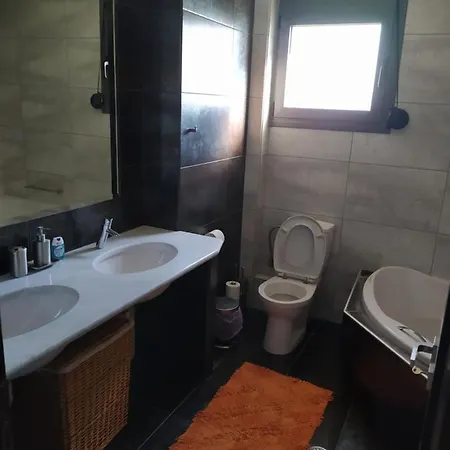Valley House - στην εξοχή 3 υπνοδωμάτια 2 μπάνια Appartement Megalo Kefalovriso